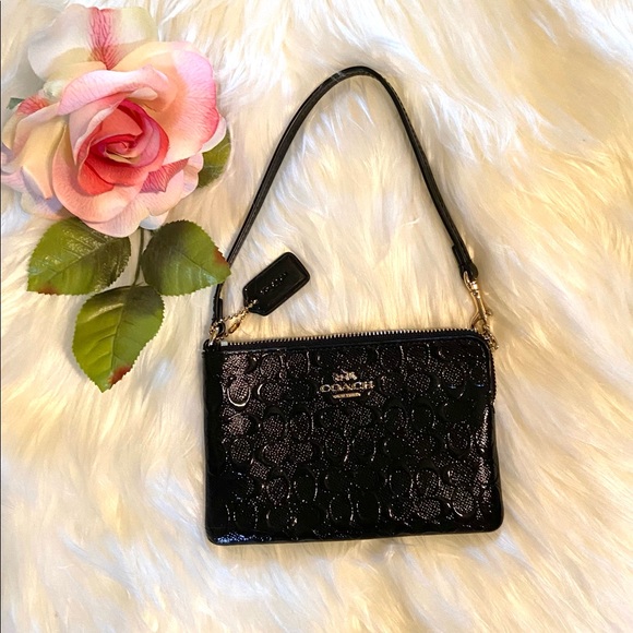 Coach Handbags - NEW-COACH BLACK LEATHER C-SIGNATURE WRISTLET nwot